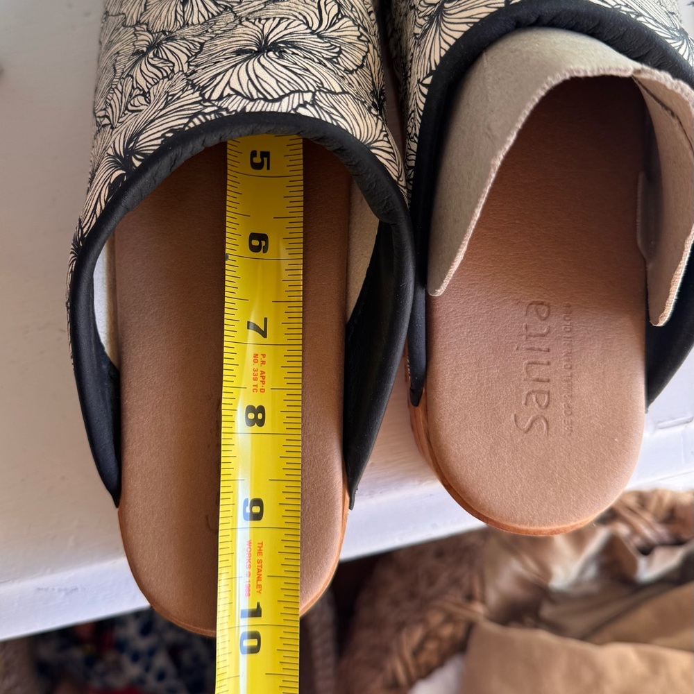 Sanita Women's Clogs sz. 8.5 40 - Picture 9 of 10